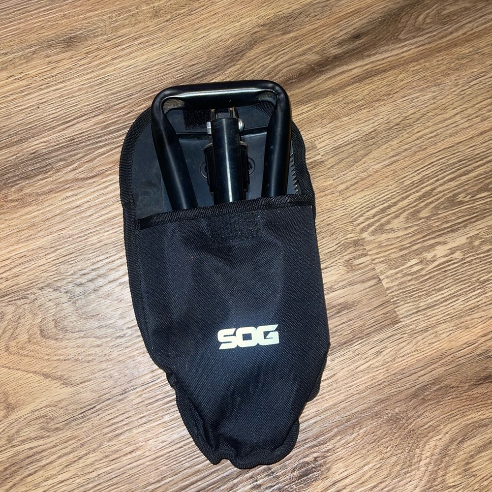 SOG 3-in-1 Entrenching Tool